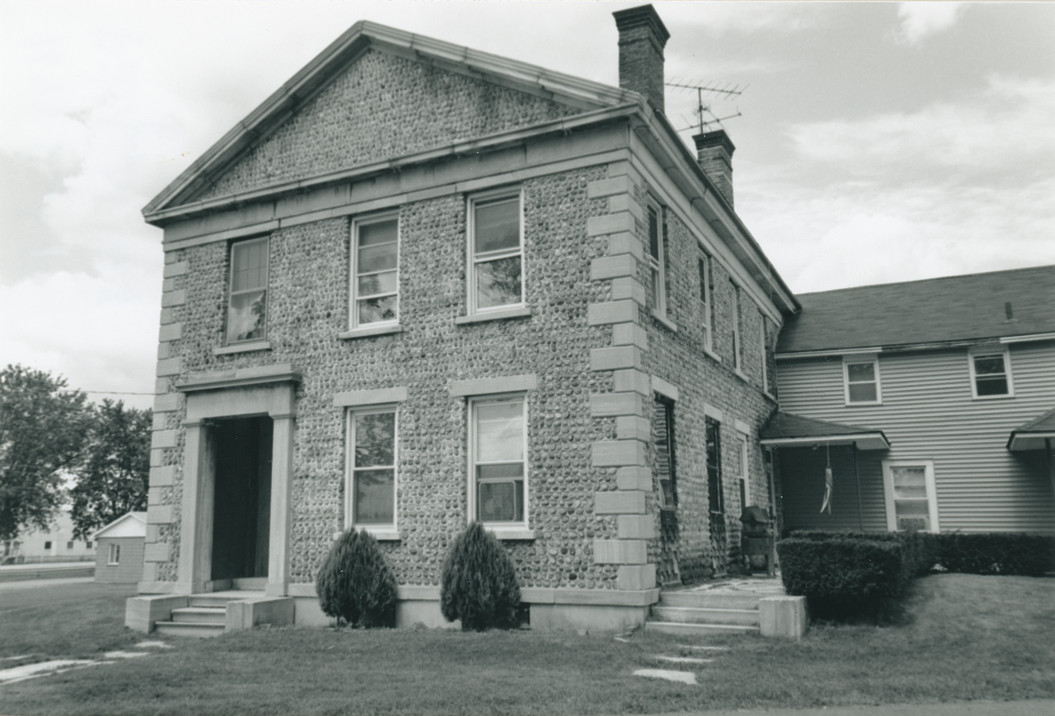 Ber-1 1643 East St 3